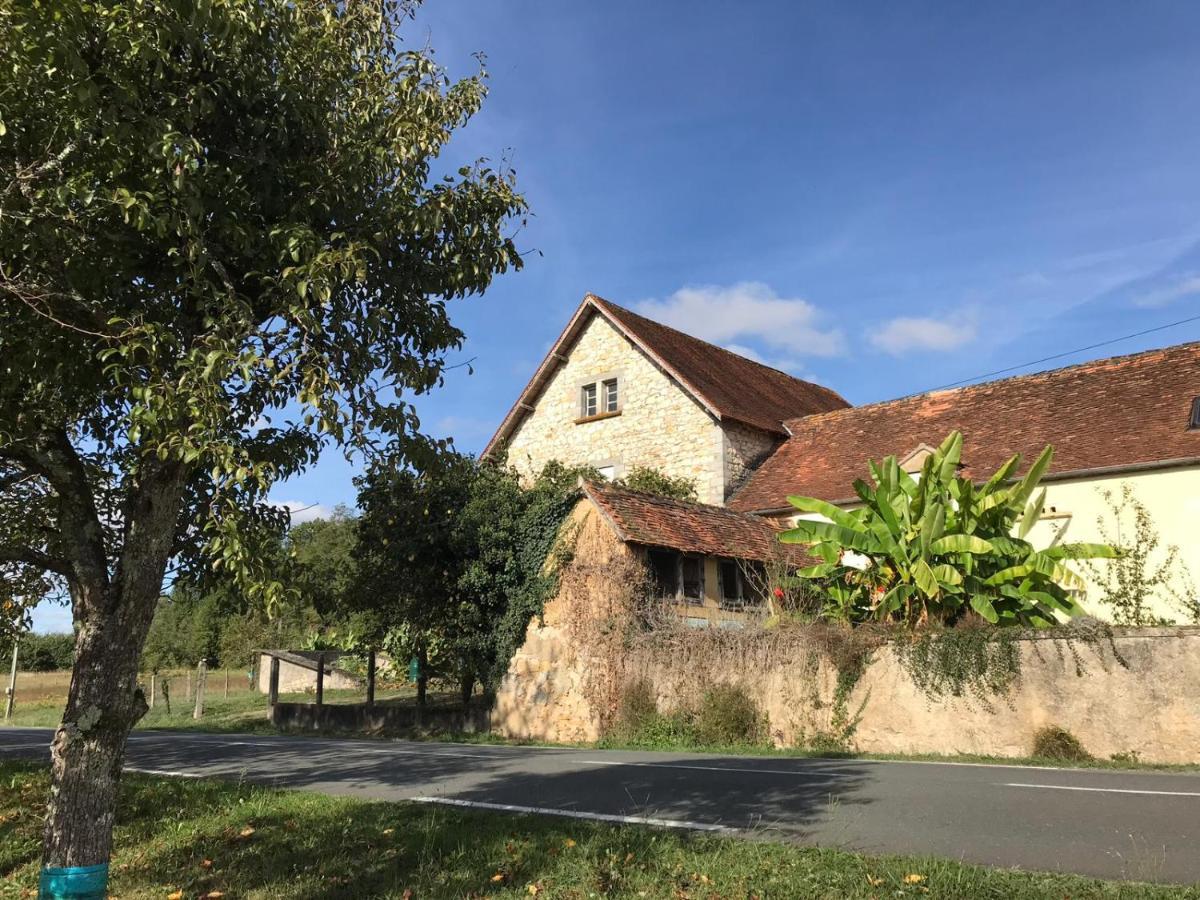 Bed and Breakfast Les Tibles Nanthiat Exterior foto
